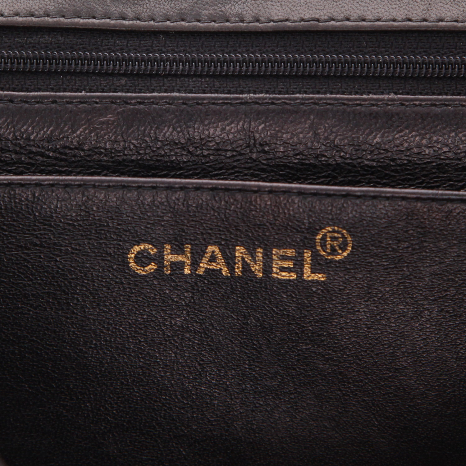 Borsa a tracolla Chanel  Timeless Jumbo in pelle trapuntata nera - Detail D2