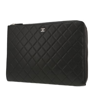 Bolsito de mano Chanel  Pochette en cuero granulado acolchado negro