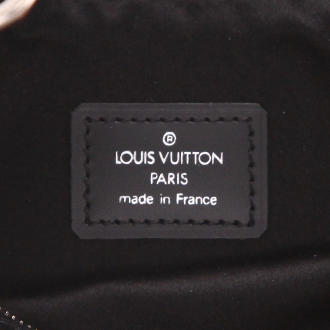 Louis Vuitton   mini  handbag  in black satin  and black leather - Detail D2