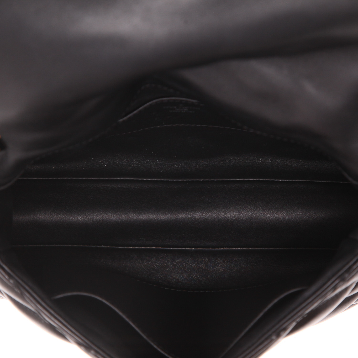 Bolso de mano Louis Vuitton  Malletage en cuero acolchado negro - Detail D3