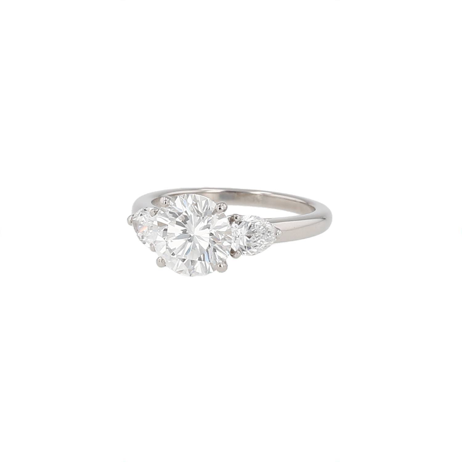 Bague Solitaire Cartier Platine Diamants 2.24ct Occasion Bague Solitaire Cartier Platine Diamants 2.24ct Occasion