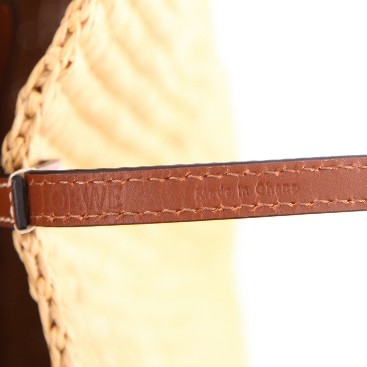 Loewe Shell shopping bag in beige woven wicker - Detail D2