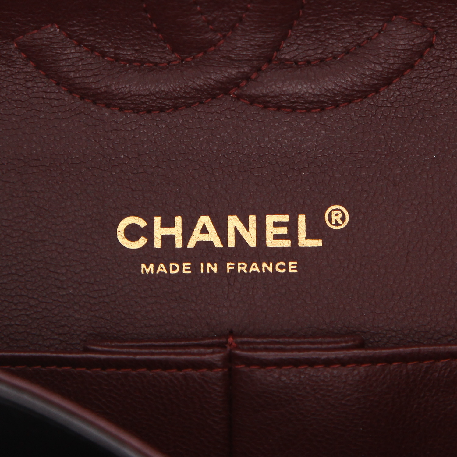 Sac à main Chanel  Timeless Classic en cuir matelassé noir - Detail D2