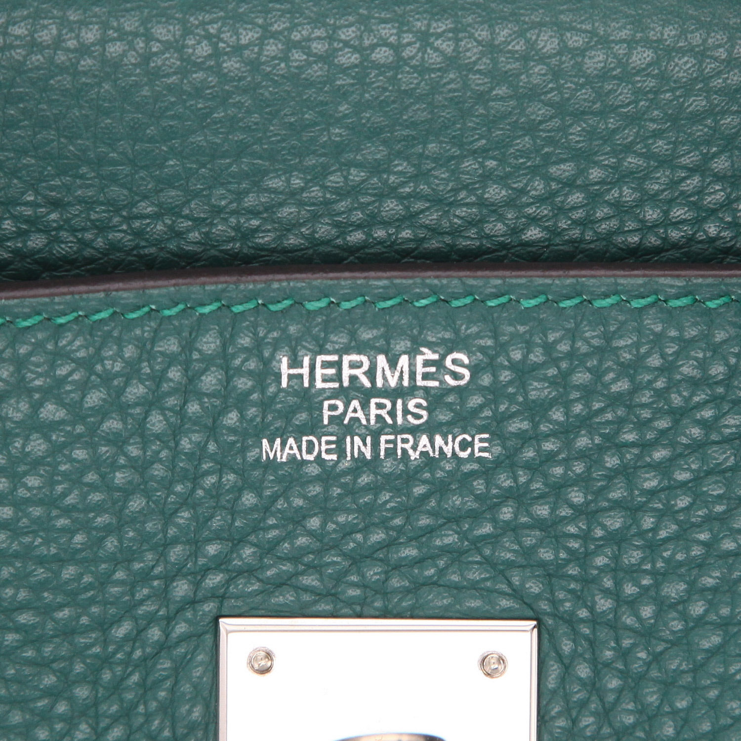 Hermès  Birkin 35 cm handbag  in malachite green leather taurillon clémence - Detail D2