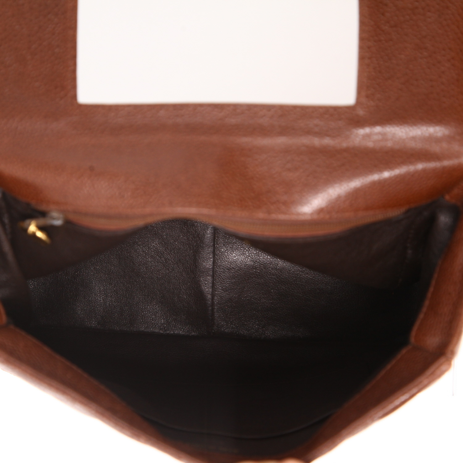Sac bandoulière Chanel   en cuir grainé marron - Detail D3
