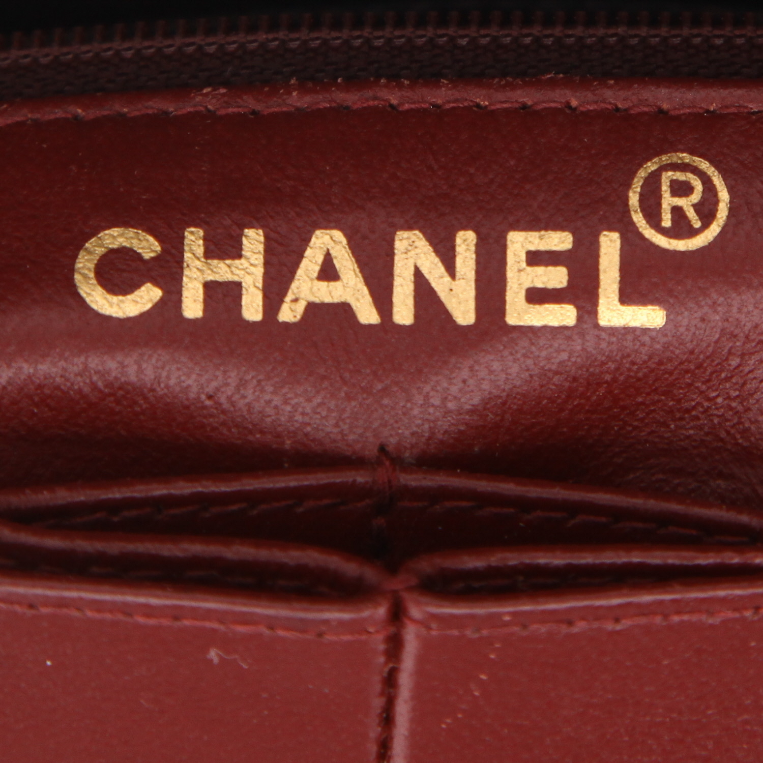 Chanel Mini Timeless shoulder bag in black quilted leather - Detail D2