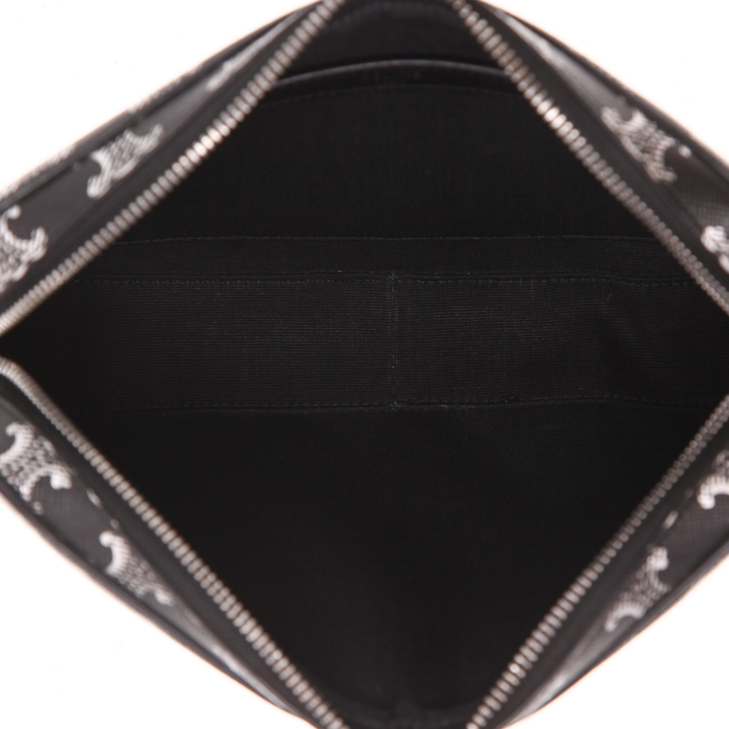 Celine   shoulder bag  in black and white "Triomphe" canvas  and black leather - Detail D3