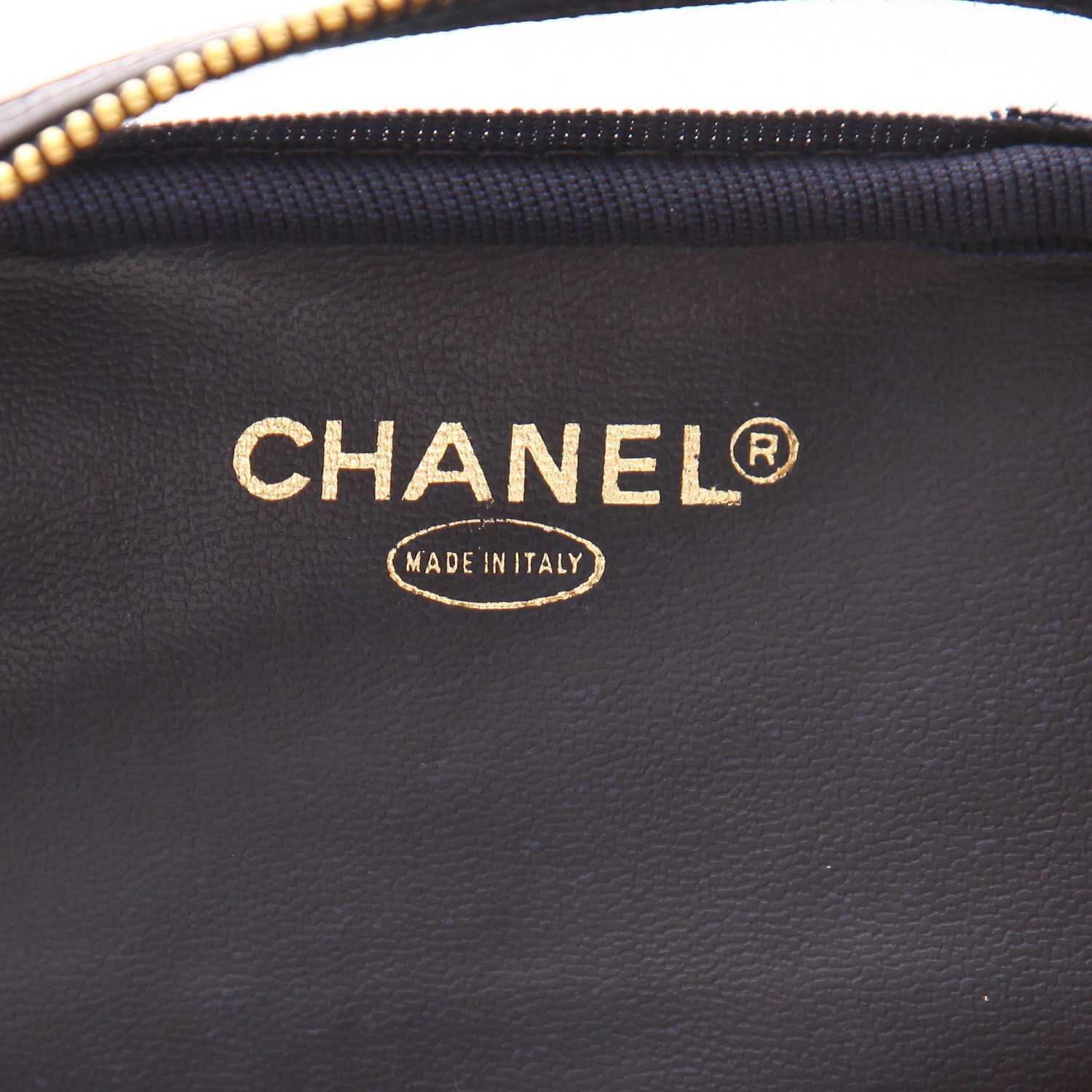 Vanity Chanel  Vanity en vinyle transparent et cuir noir - Detail D2