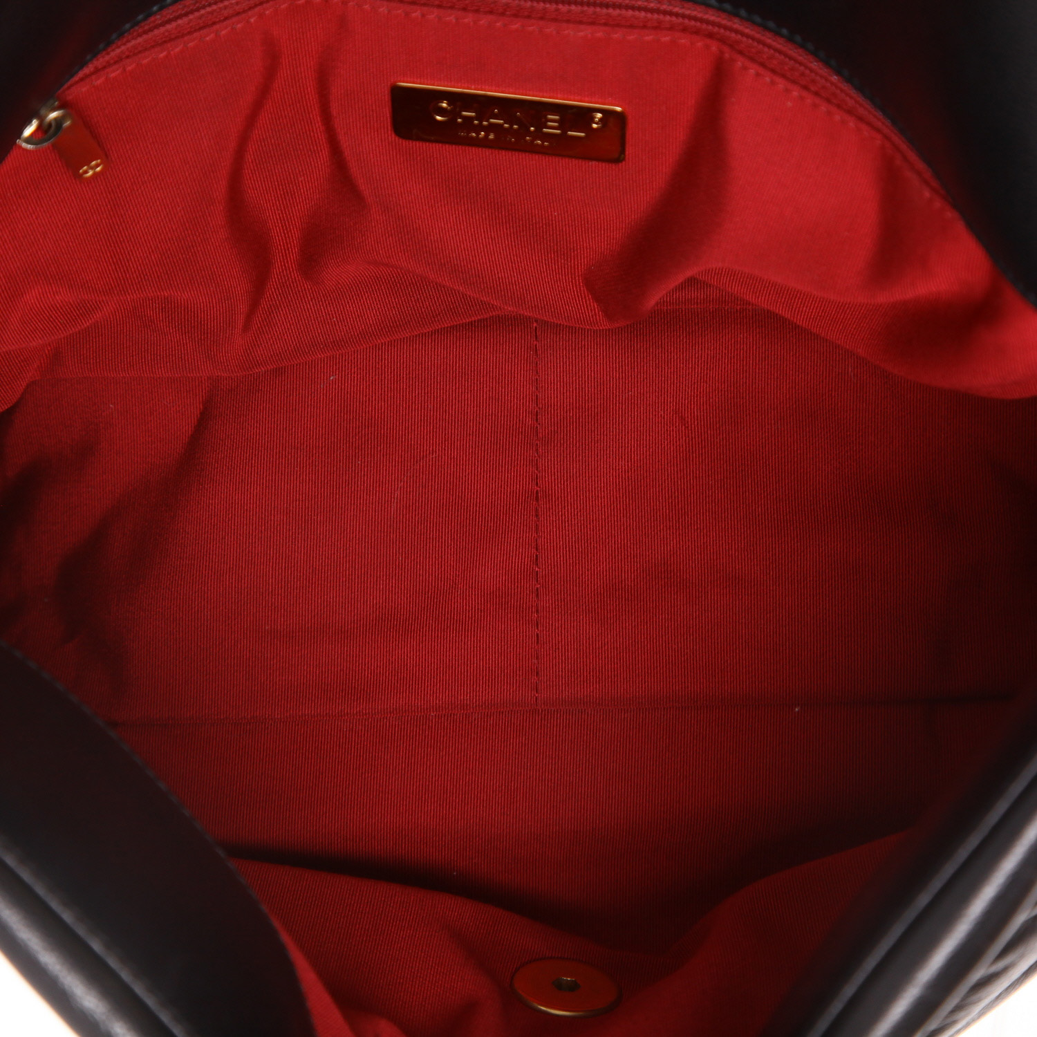 Borsa a tracolla Chanel  19 modello grande  in pelle trapuntata nera - Detail D3