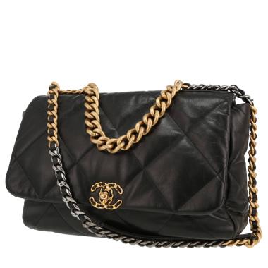 Chanel  19 large model  shoulder bag  in black quilted leather