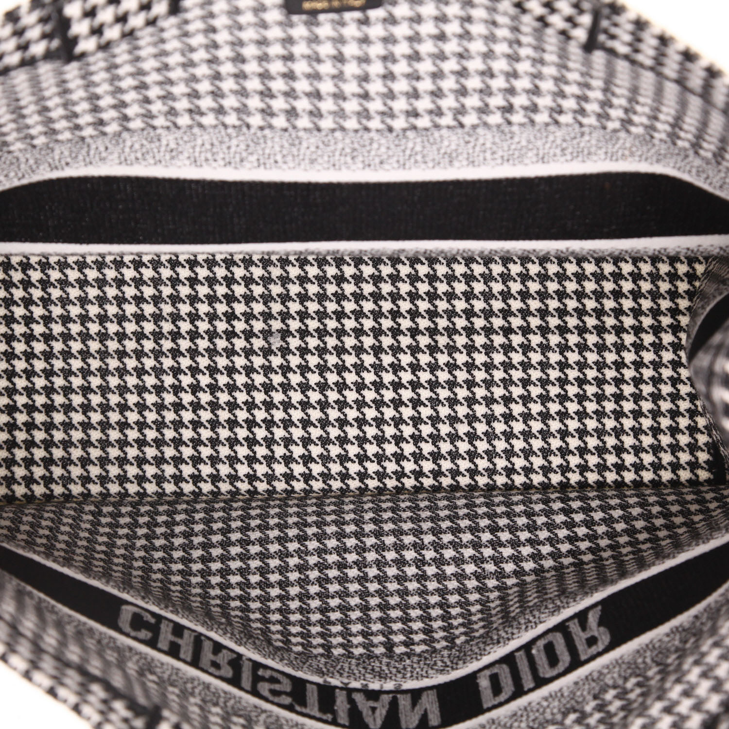 Bolso Cabás Dior  Book Tote modelo grande  en lona negra y blanca - Detail D3