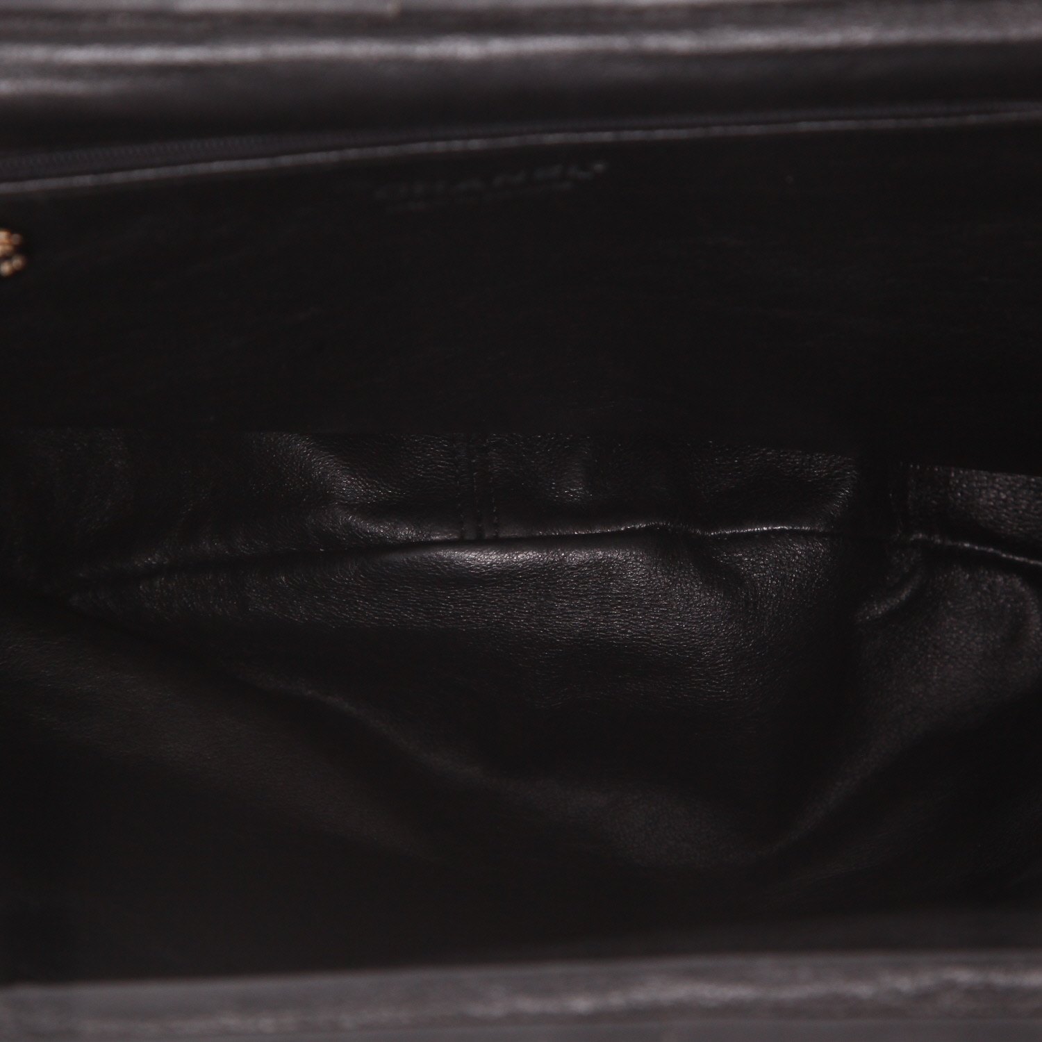 Chanel  Vintage handbag  in white canvas  and black leather - Detail D3