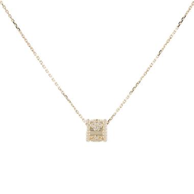 Collar Van Cleef 
Arpels Perlée Trèfles de oro amarillo y diamantes