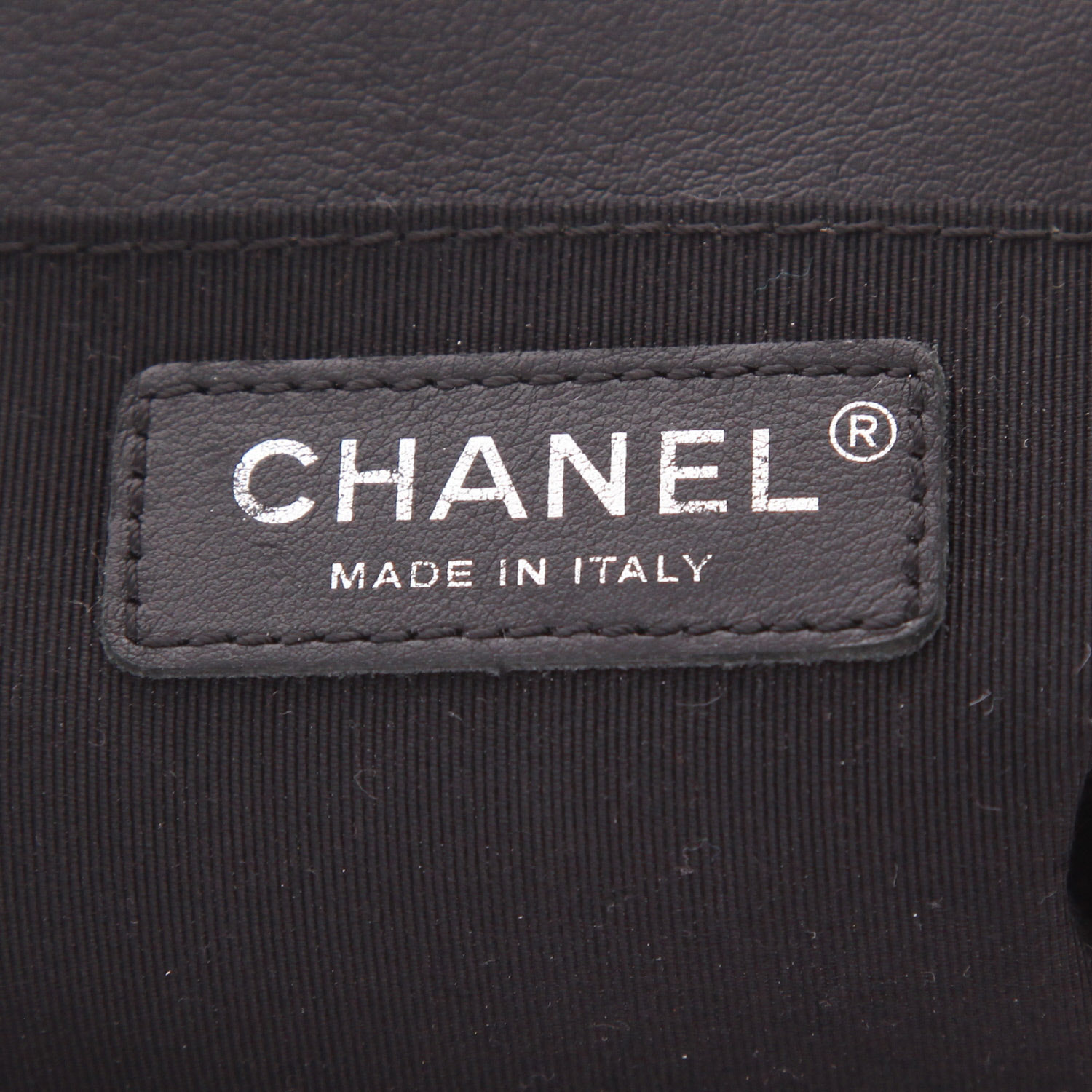 Chanel  Boy shoulder bag  in black quilted leather 20262626 - Detail D2