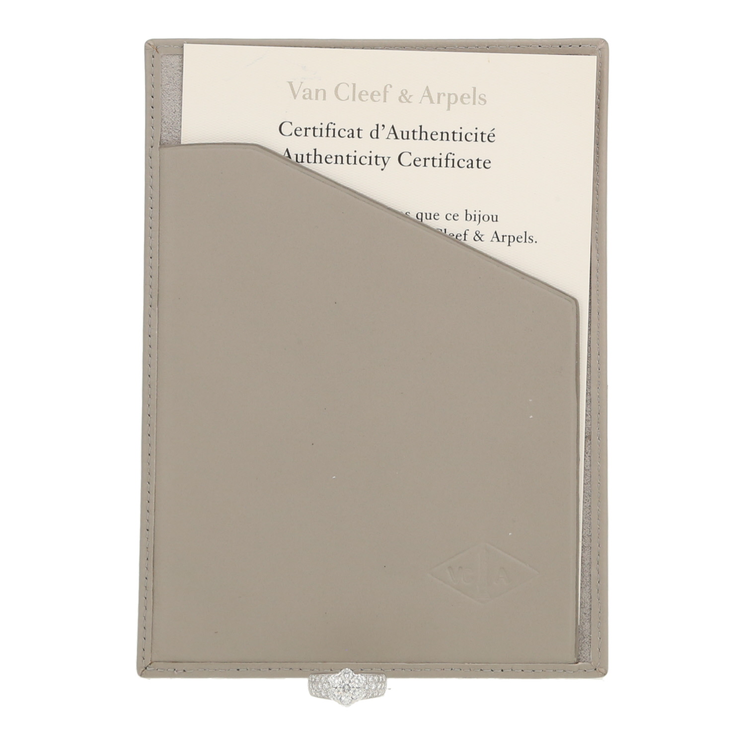 Anello Van Cleef 
Arpels  in oro bianco e diamanti - Detail D2