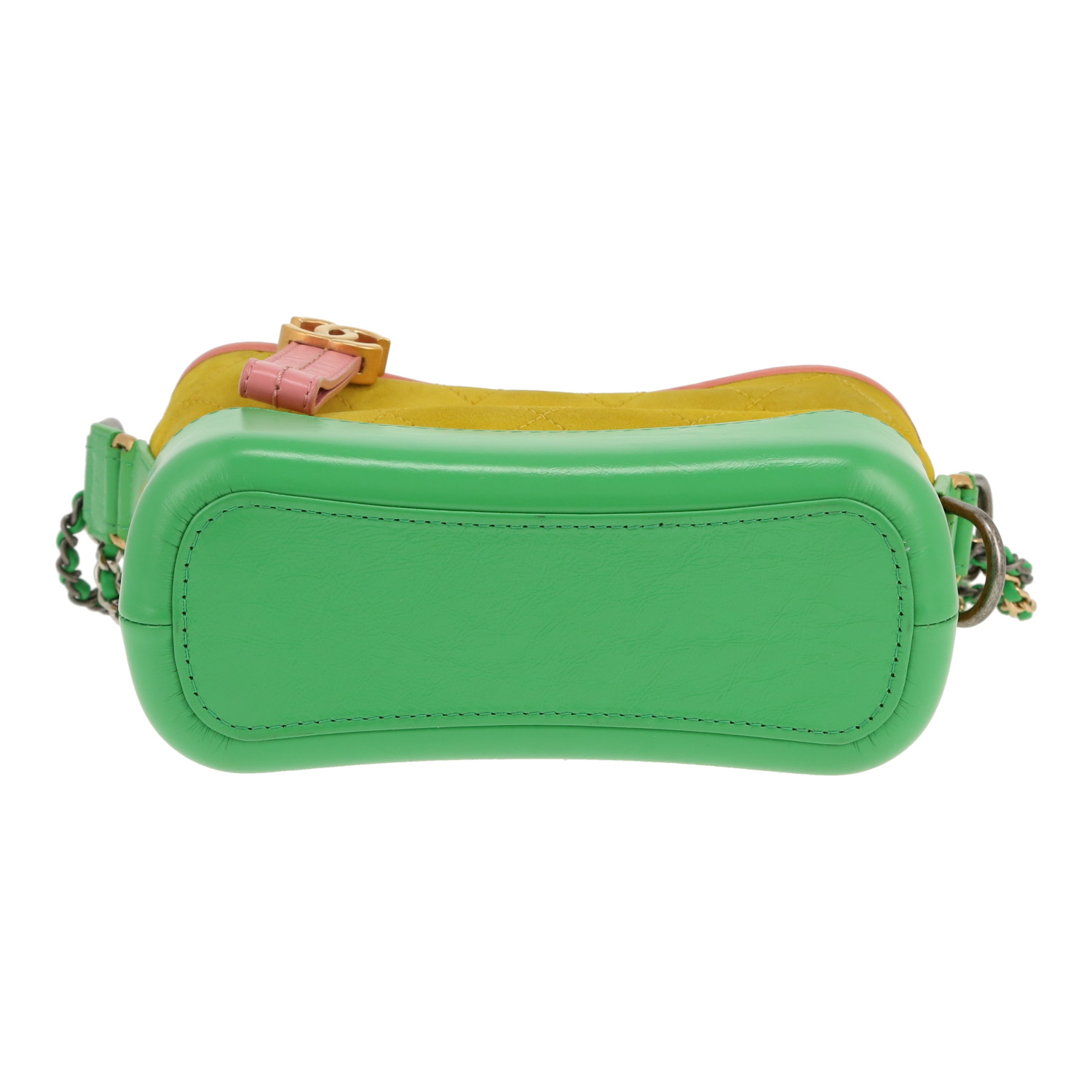 Bolso bandolera Chanel  Gabrielle  modelo pequeño  en cuero verde y rosa y Veau velours amarillo - Detail D1