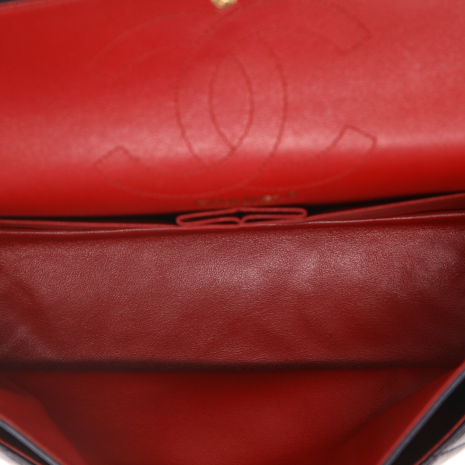 Bolso bandolera Chanel  2.55 en cuero acolchado con motivos de espigas azul marino - Detail D3