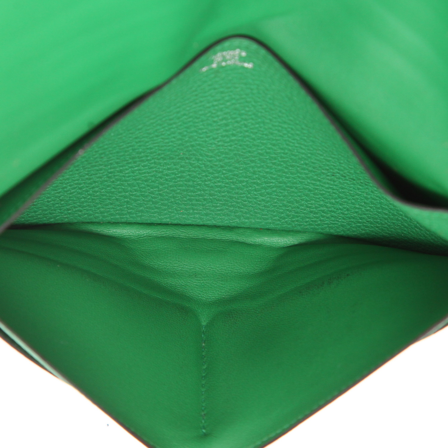 Hermès  Dogon wallet  in green leather taurillon clémence - Detail D4