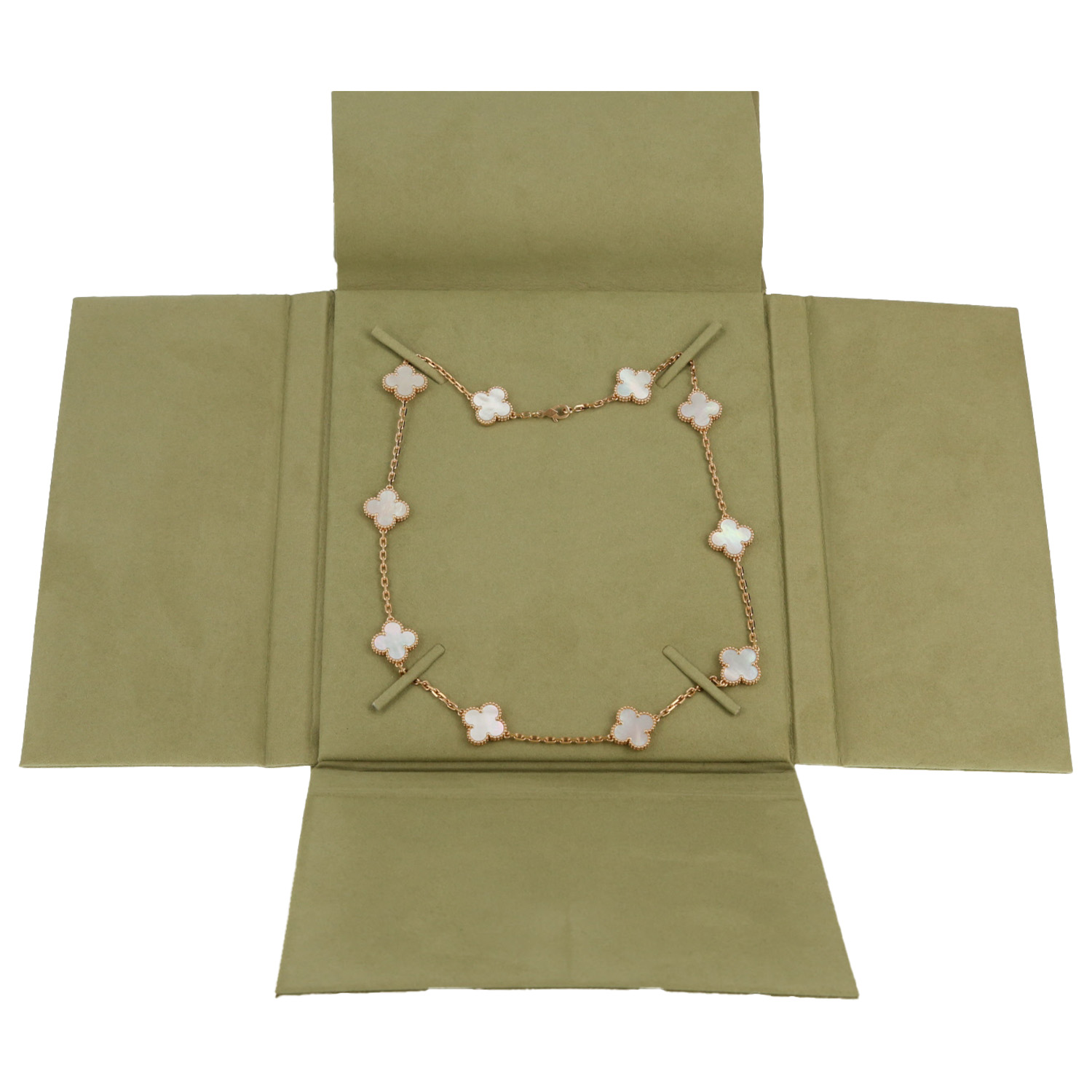 Van Cleef 
Arpels Vintage Alhambra necklace in yellow gold and mother of pearl - Detail D2