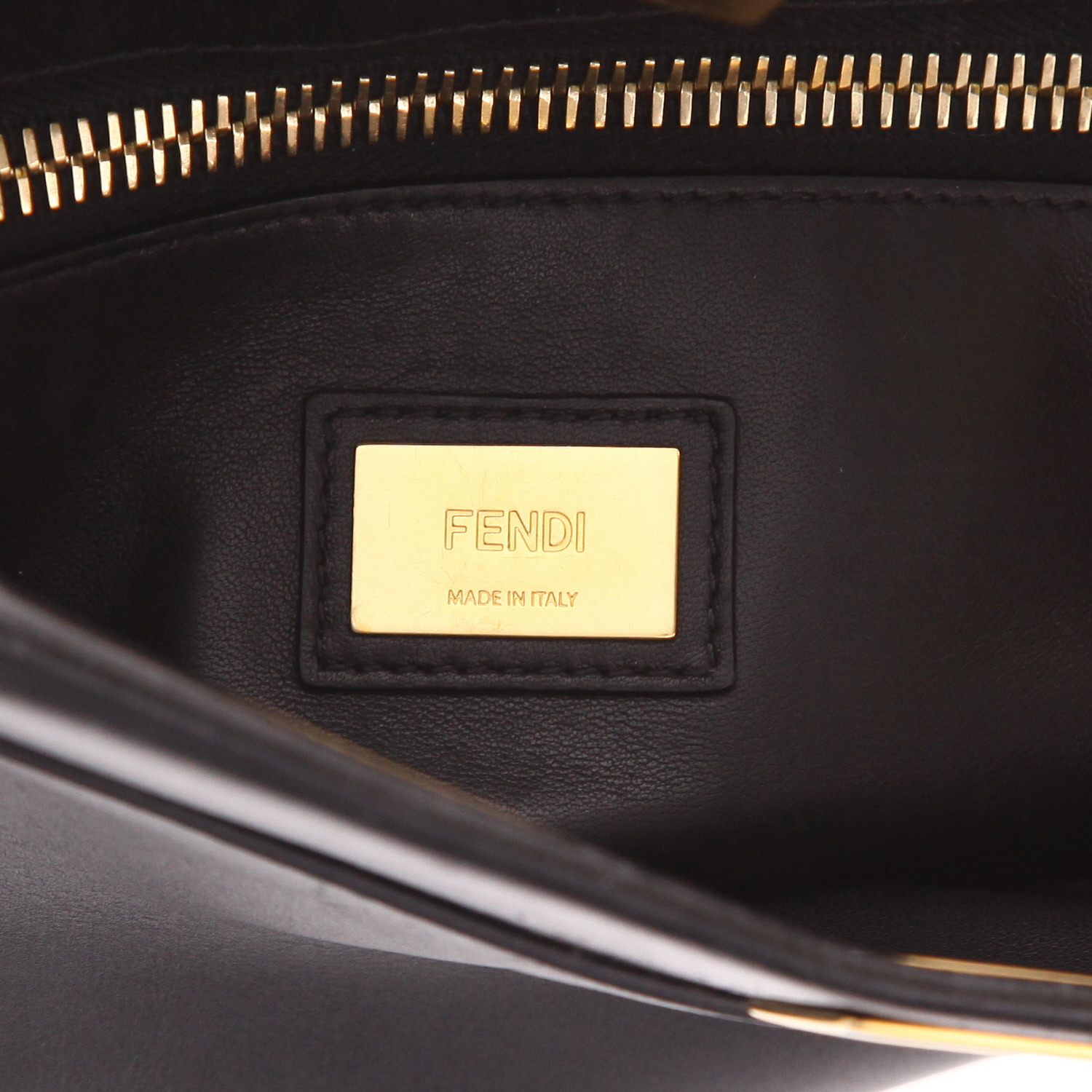 Borsa Fendi  Peekaboo modello medio  in pelle nera - Detail D2