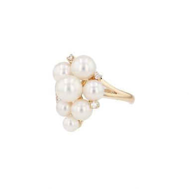 Anello Mikimoto  in oro giallo, perle coltivate e diamanti