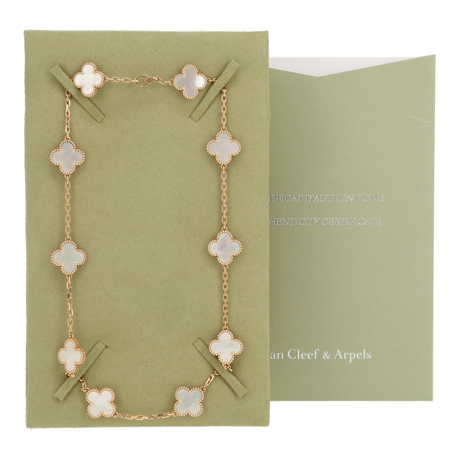 Van Cleef & Arpels Vintage Alhambra necklace in yellow gold and mother of pearl - Detail D2