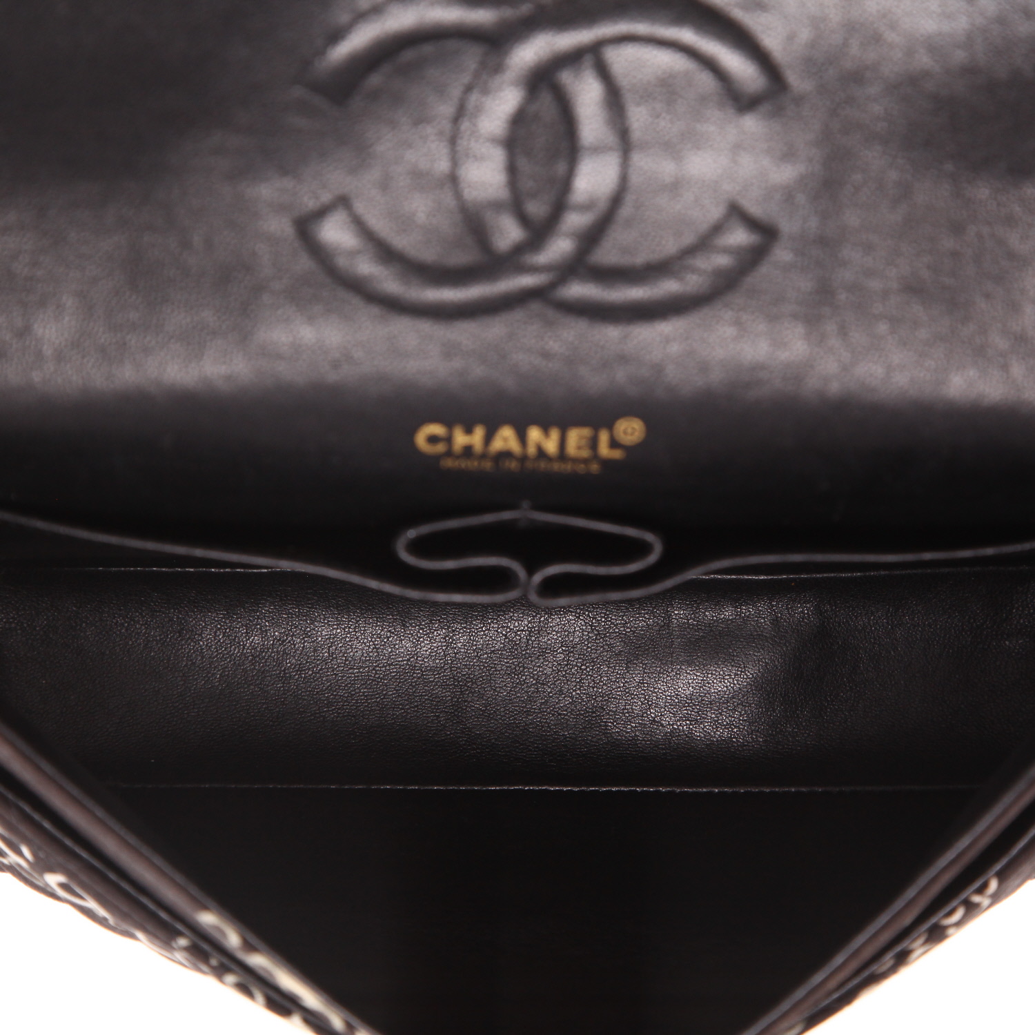 Sac à main Chanel  Timeless Classic en toile noire - Detail D3