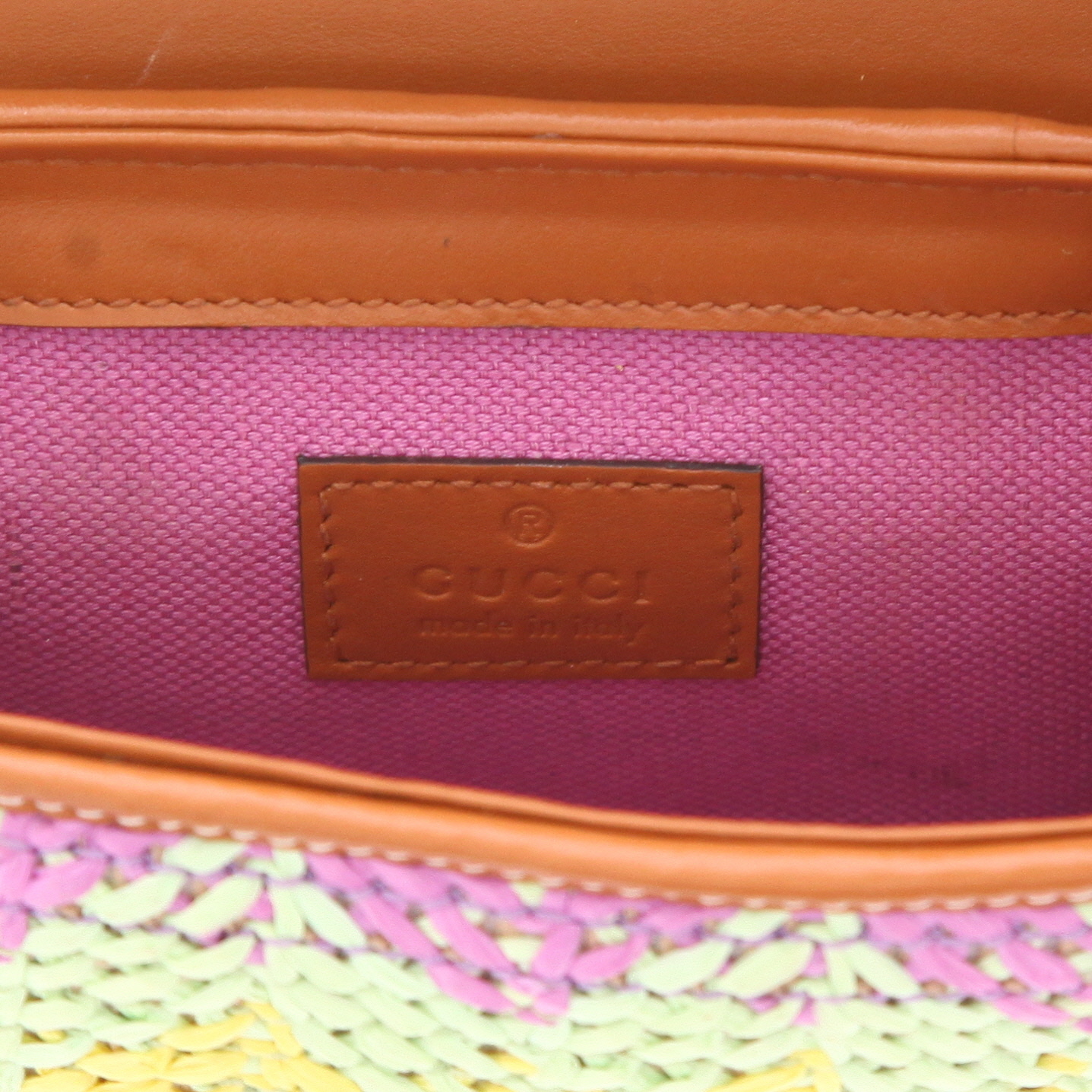 Borsa a tracolla Gucci  GG Marmont mini  in rafia gialla viola e verde e pelle marrone - Detail D2