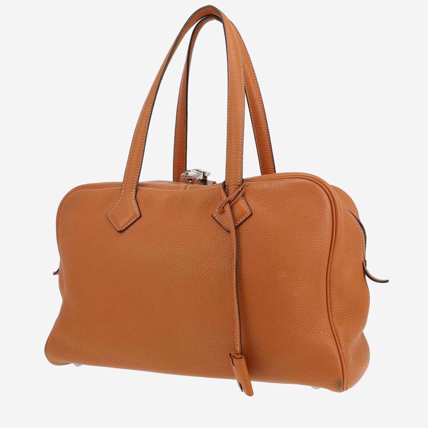 Hermès  Victoria handbag  in gold togo leather