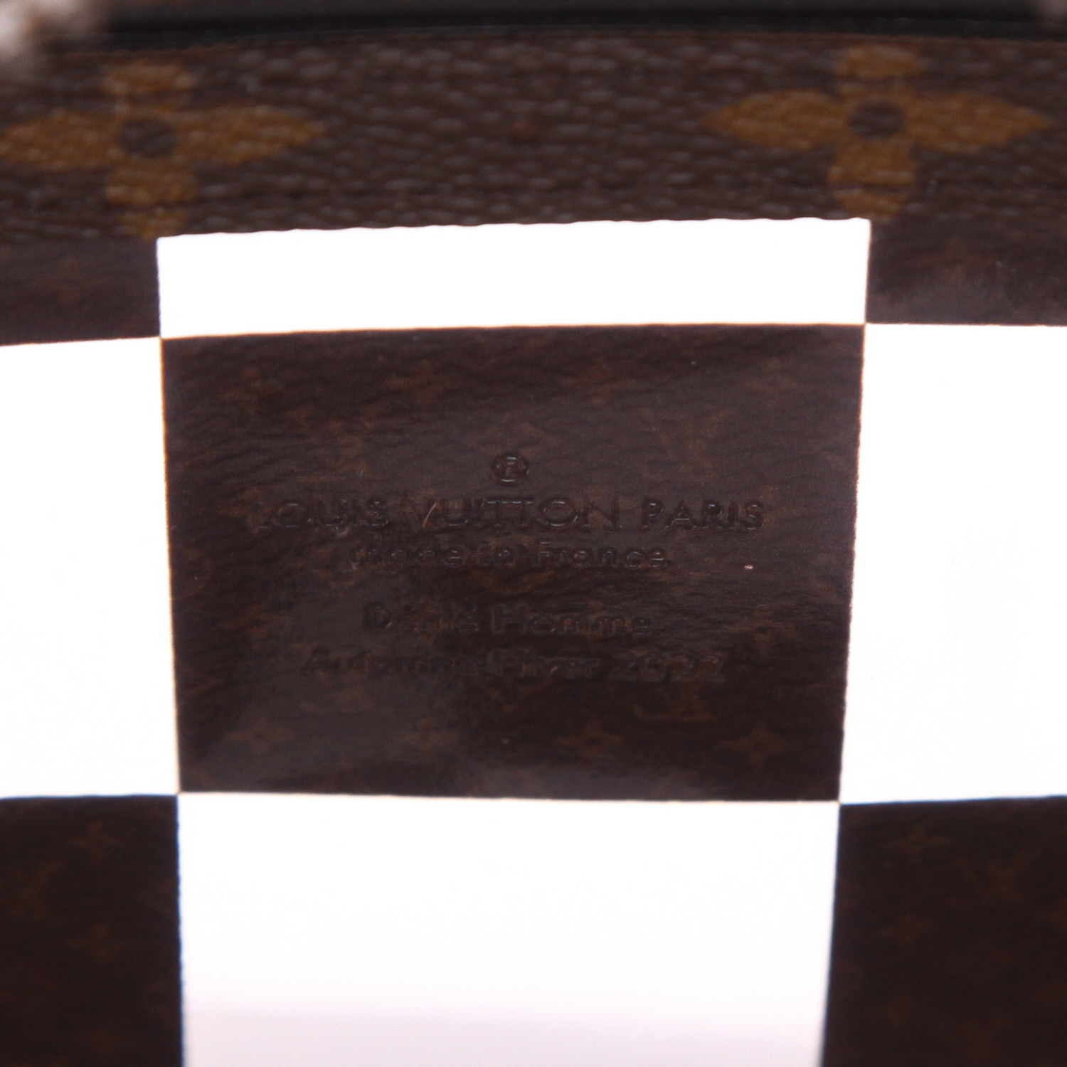 Louis Vuitton  Soft Trunk shoulder bag  in brown monogram canvas  and transparent vinyl - Detail D2