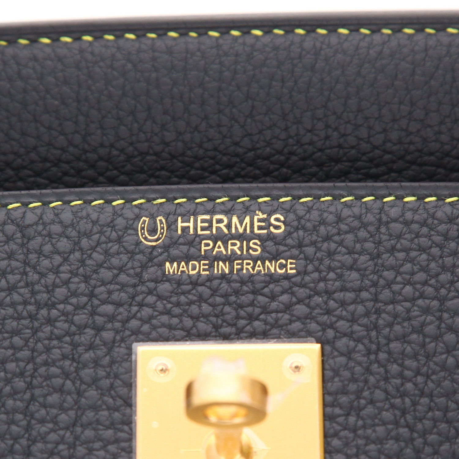 Hermès  Birkin 40 cm handbag  in Vert Rousseau togo leather - Detail D2