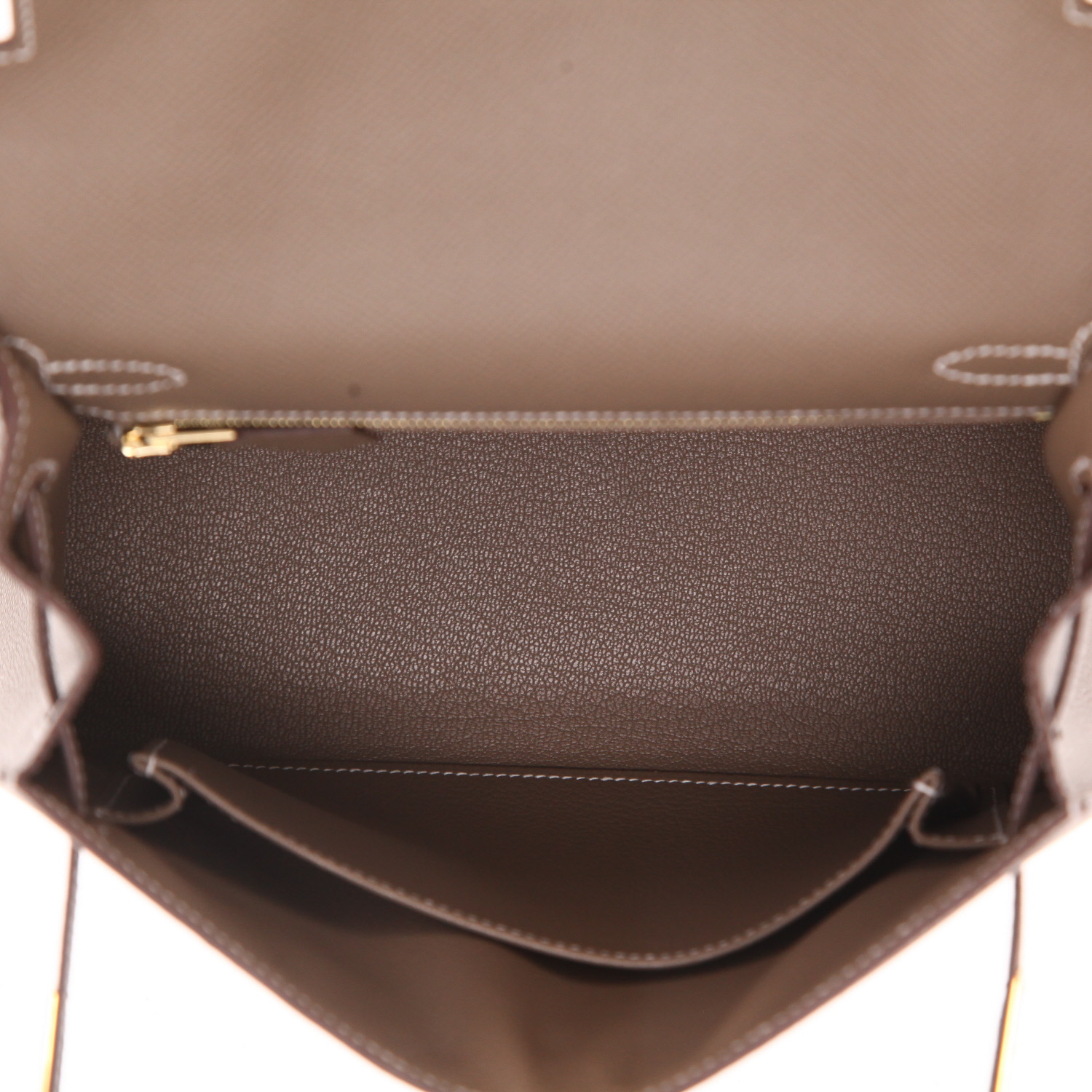 Sac à main Hermès  Kelly 25 cm en cuir epsom étoupe - Detail D3