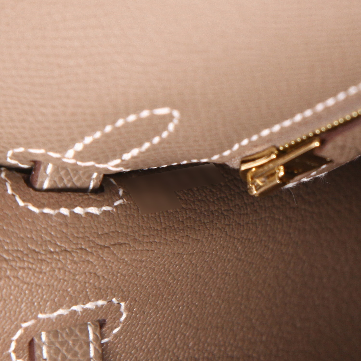 Sac à main Hermès  Kelly 25 cm en cuir epsom étoupe - Detail D4