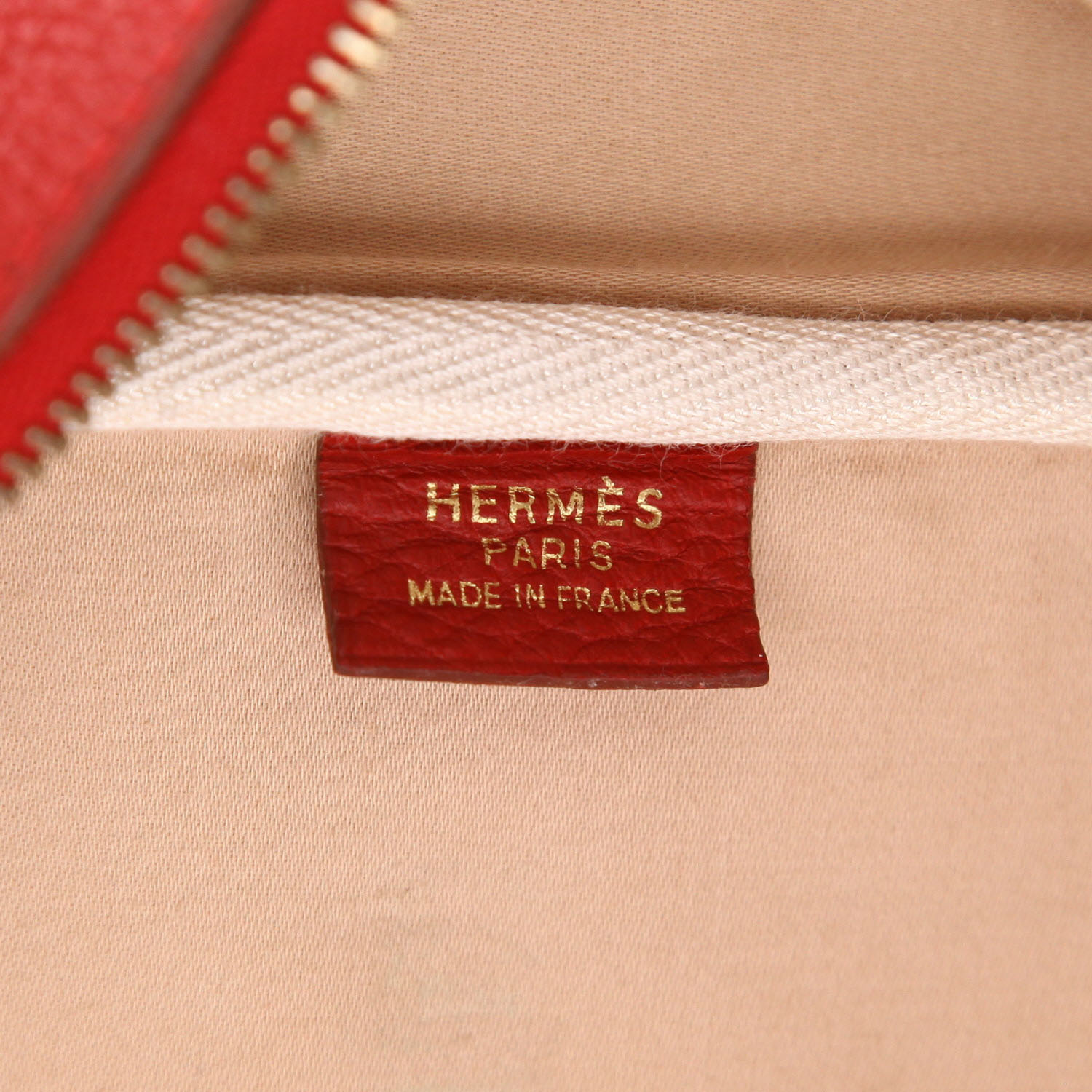 Borsa da viaggio Hermès  Victoria - Travel Bag in pelle togo rossa e tela beige - Detail D2