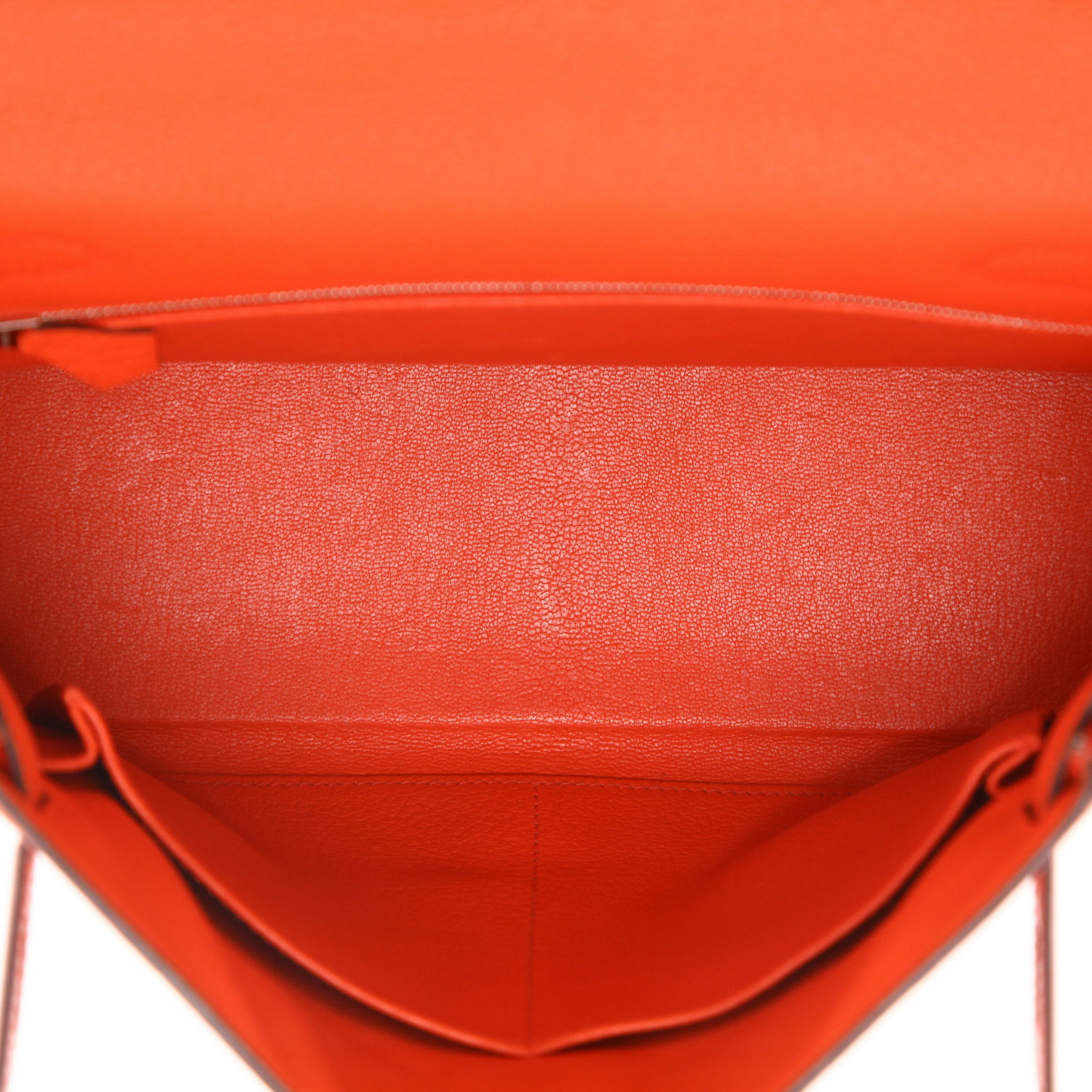 Hermès  Kelly 28 cm handbag  in orange togo leather - Detail D3