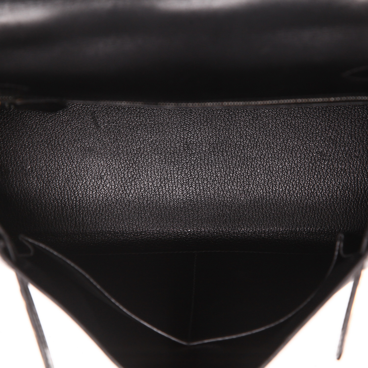 Hermès  Kelly 28 cm handbag  in black box leather - Detail D3