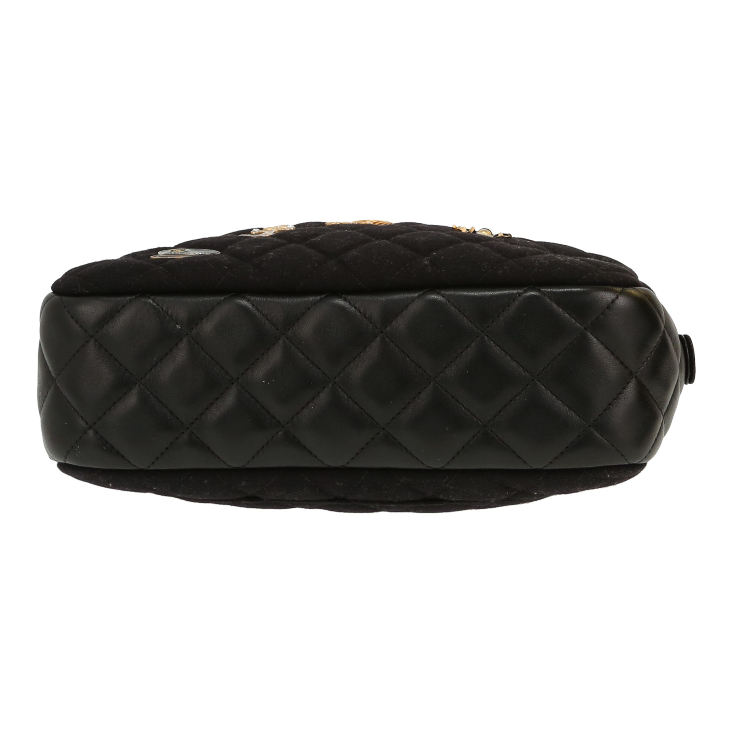 Borsa Chanel  Camera in tela trapuntata nera e pelle trapuntata nera - Detail D1