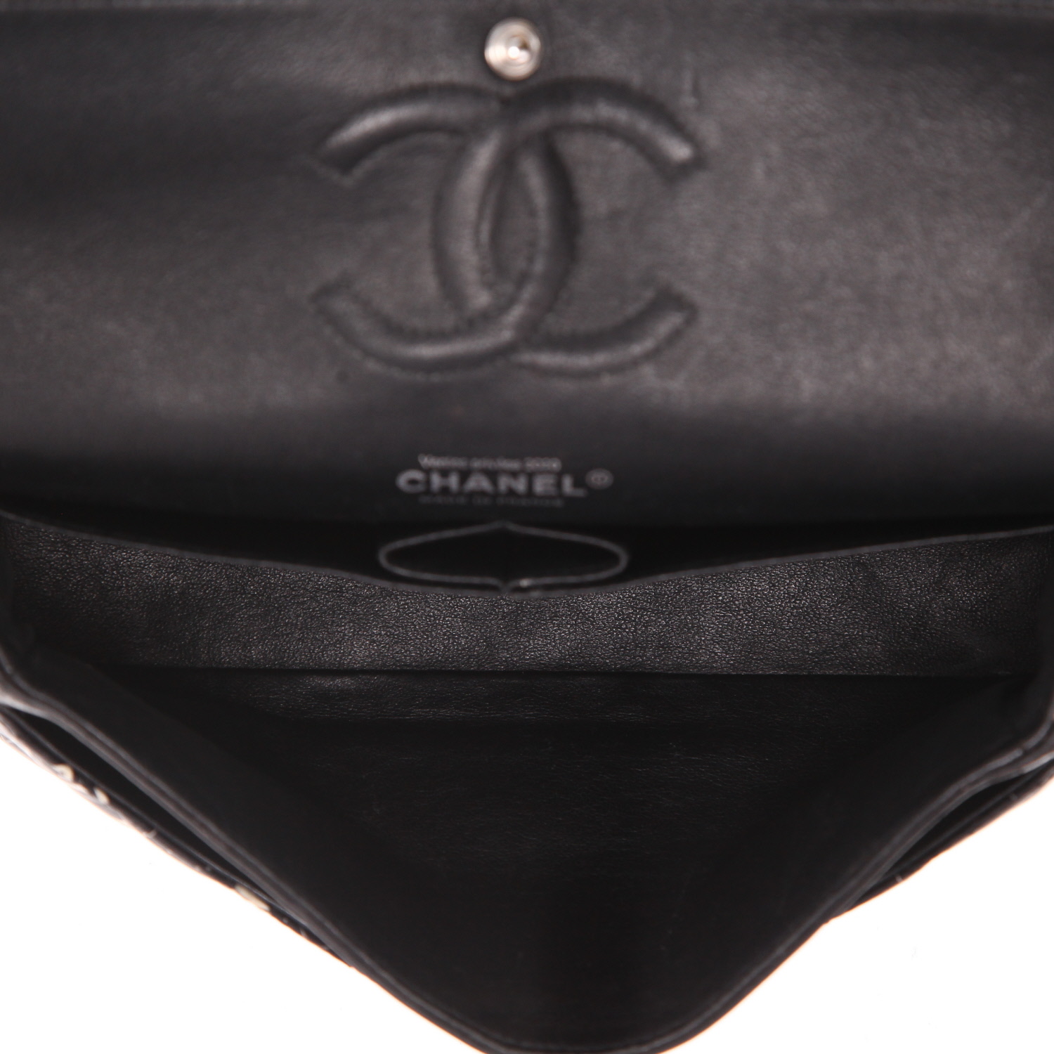 Sac à main Chanel  Timeless en toile matelassée noire - Detail D3