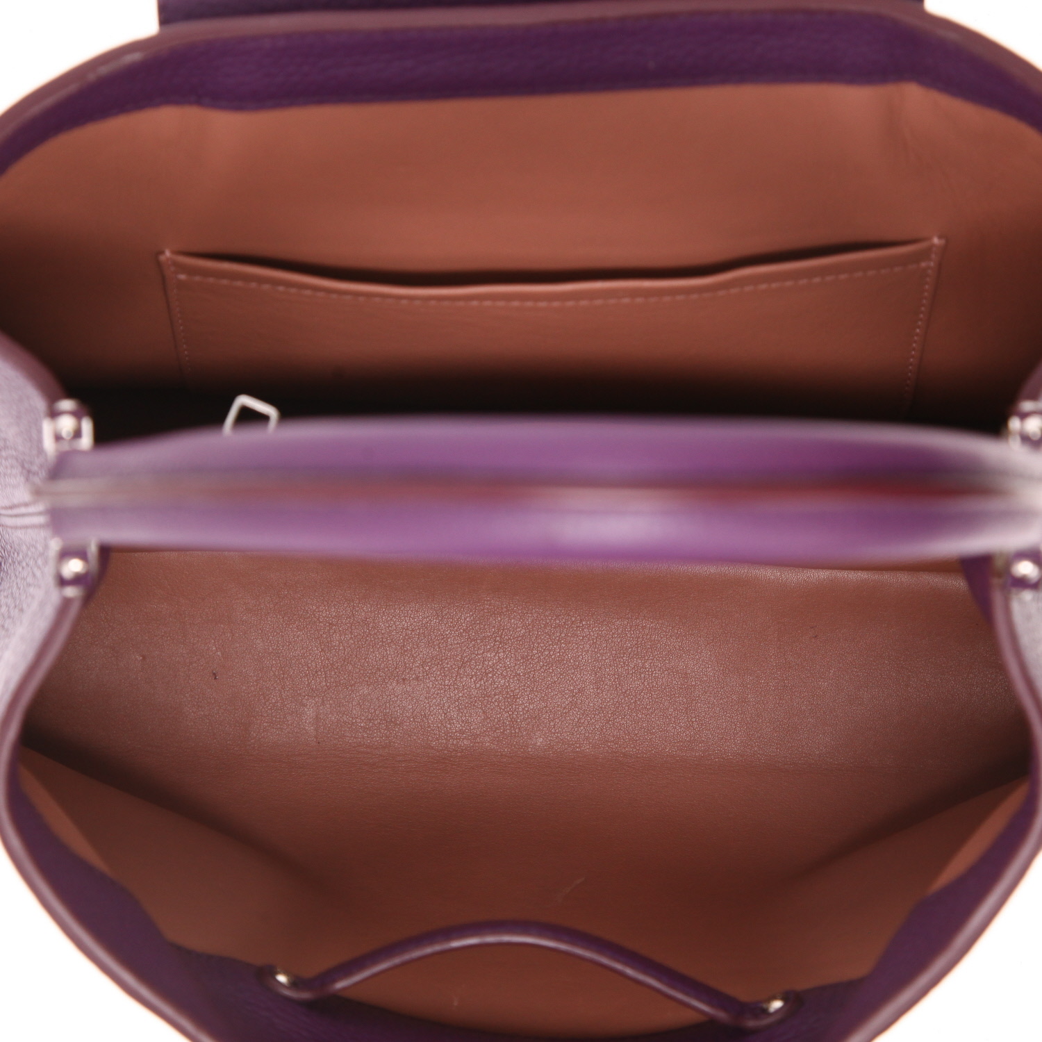 Sac à main Louis Vuitton  Capucines en cuir taurillon clémence violet - Detail D3