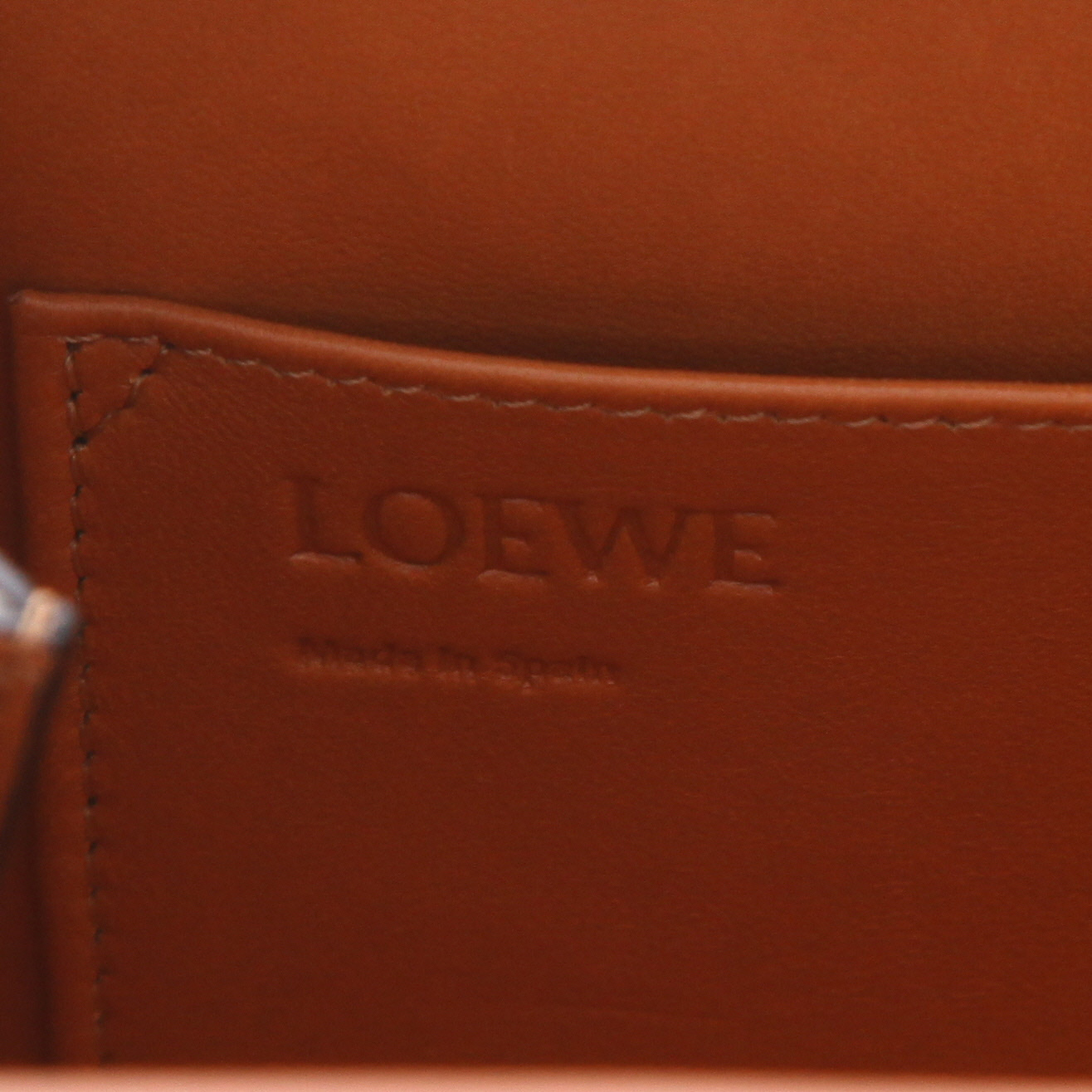 Borsa a tracolla Loewe  Postal bag in pelle blu e marrone - Detail D2