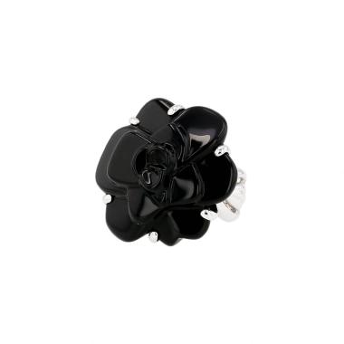 Chanel Camelia large model ring in white gold and onyx