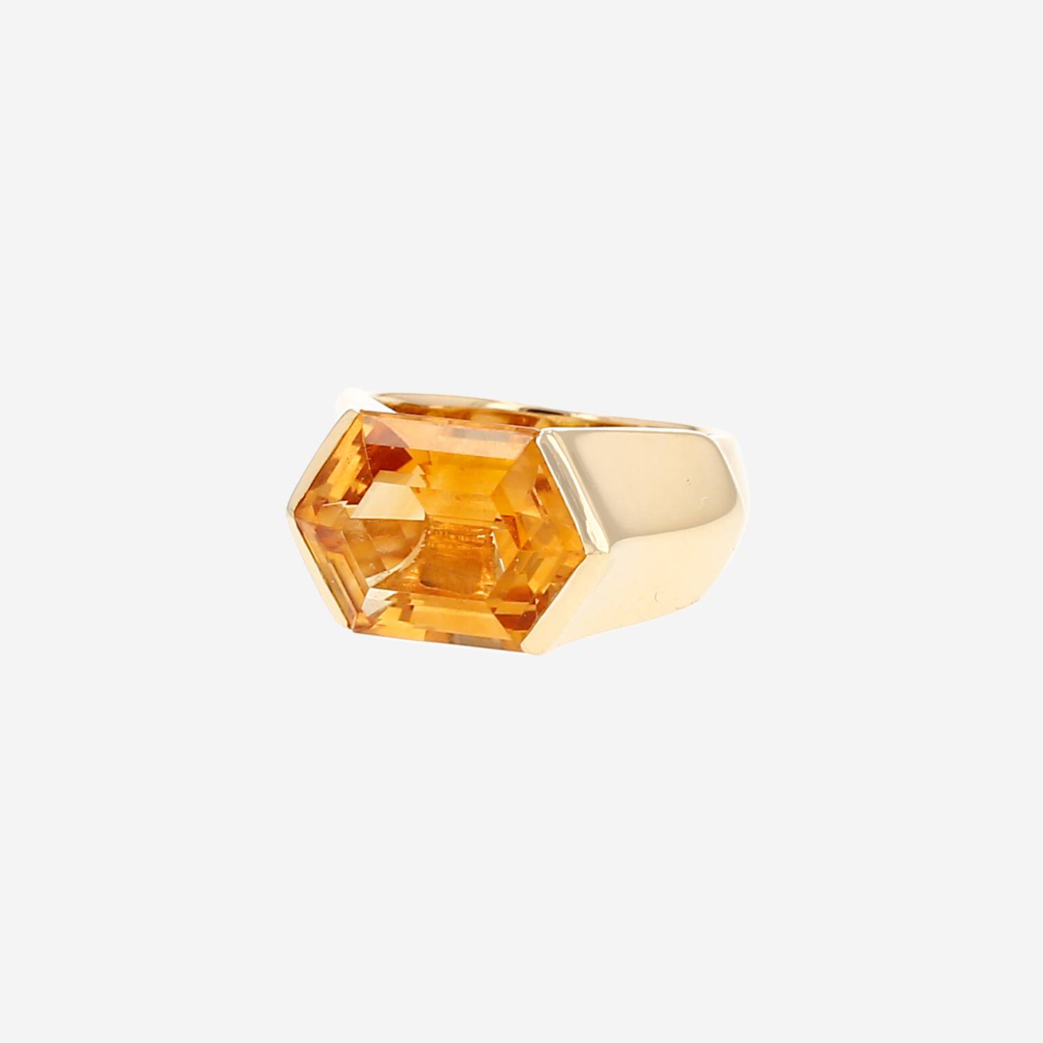 O.J. Perrin  ring in yellow gold, citrine and sapphires