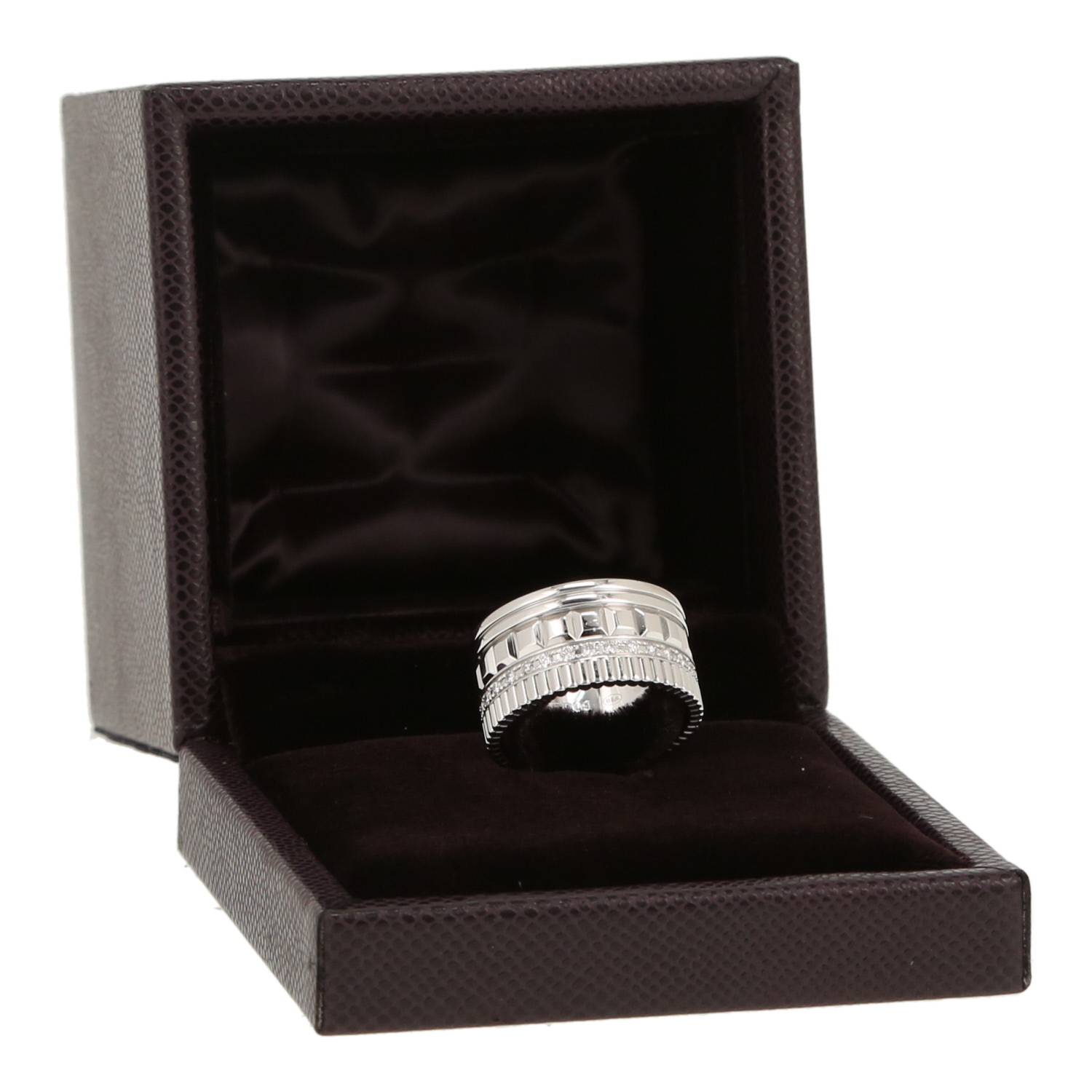 Bague bandeau Boucheron Quatre Radiant Edition grand modèle en or blanc et diamants - Detail D2