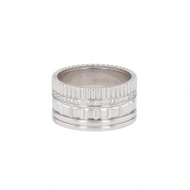 Sortija Boucheron Quatre Radiant Edition modelo grande de oro blanco y diamantes