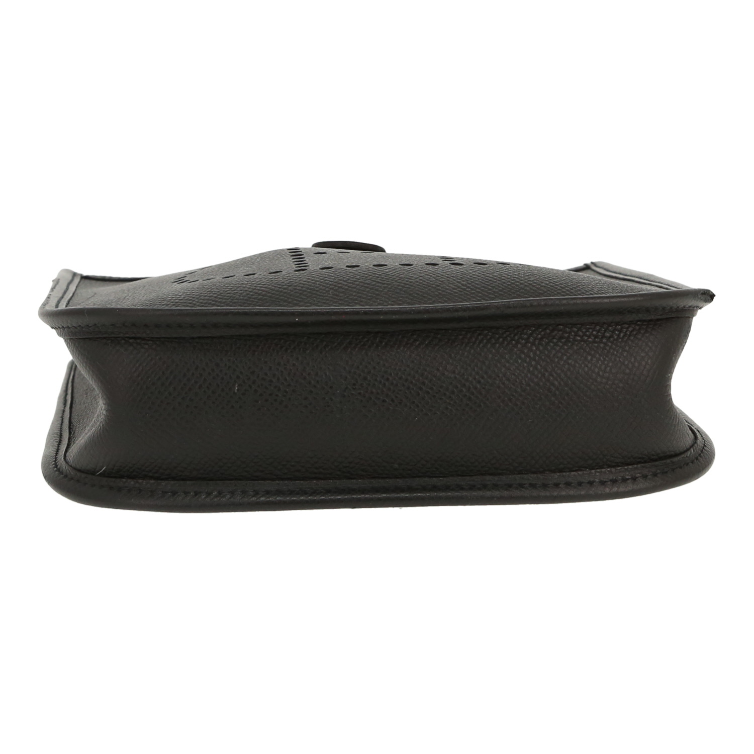 Hermès  Mini Evelyne shoulder bag  in black epsom leather - Detail D1