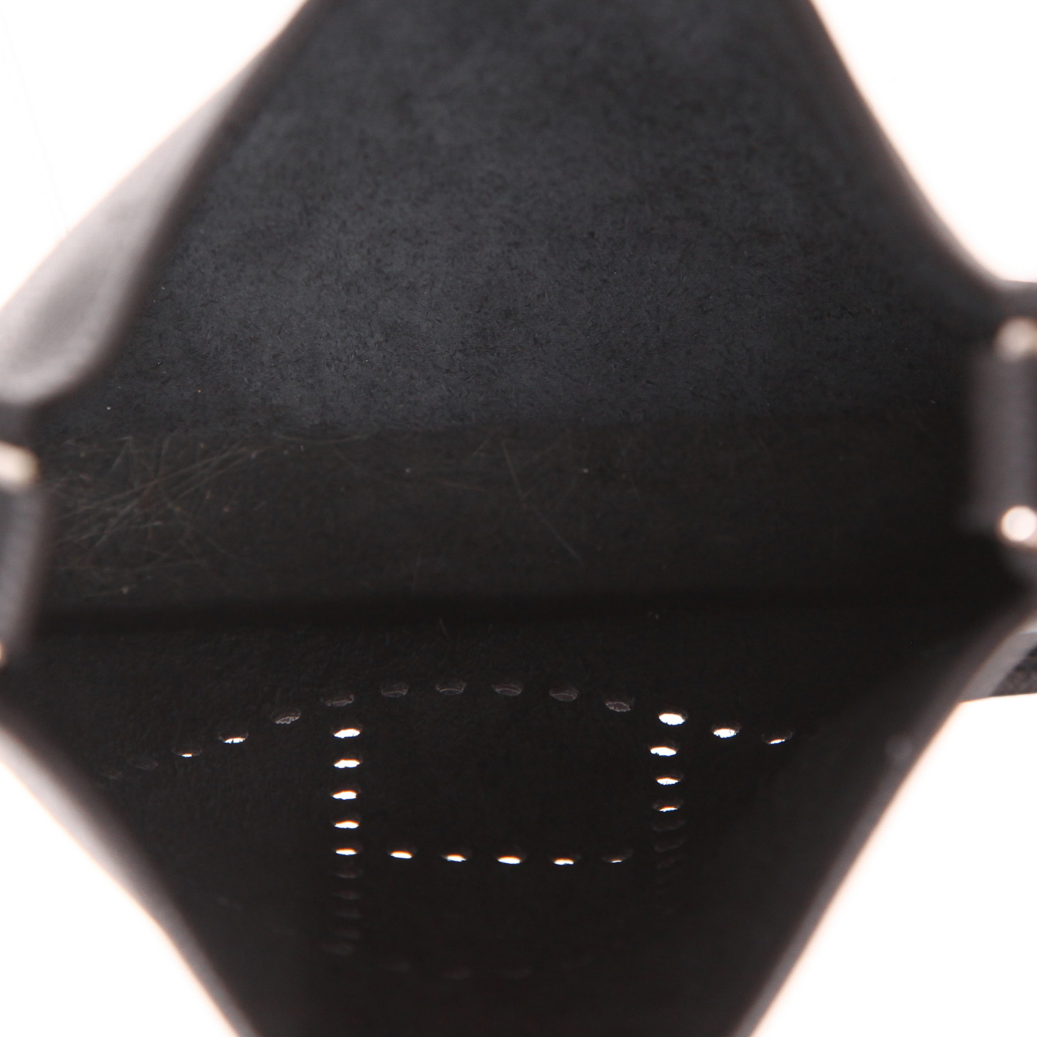 Hermès  Mini Evelyne shoulder bag  in black epsom leather - Detail D3