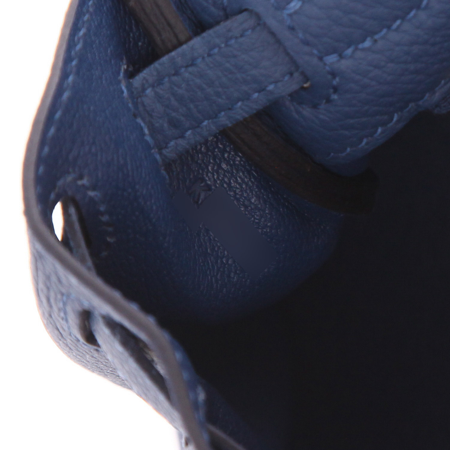 Bolso de mano Hermès  Kelly 25 cm en cuero togo azul - Detail D4