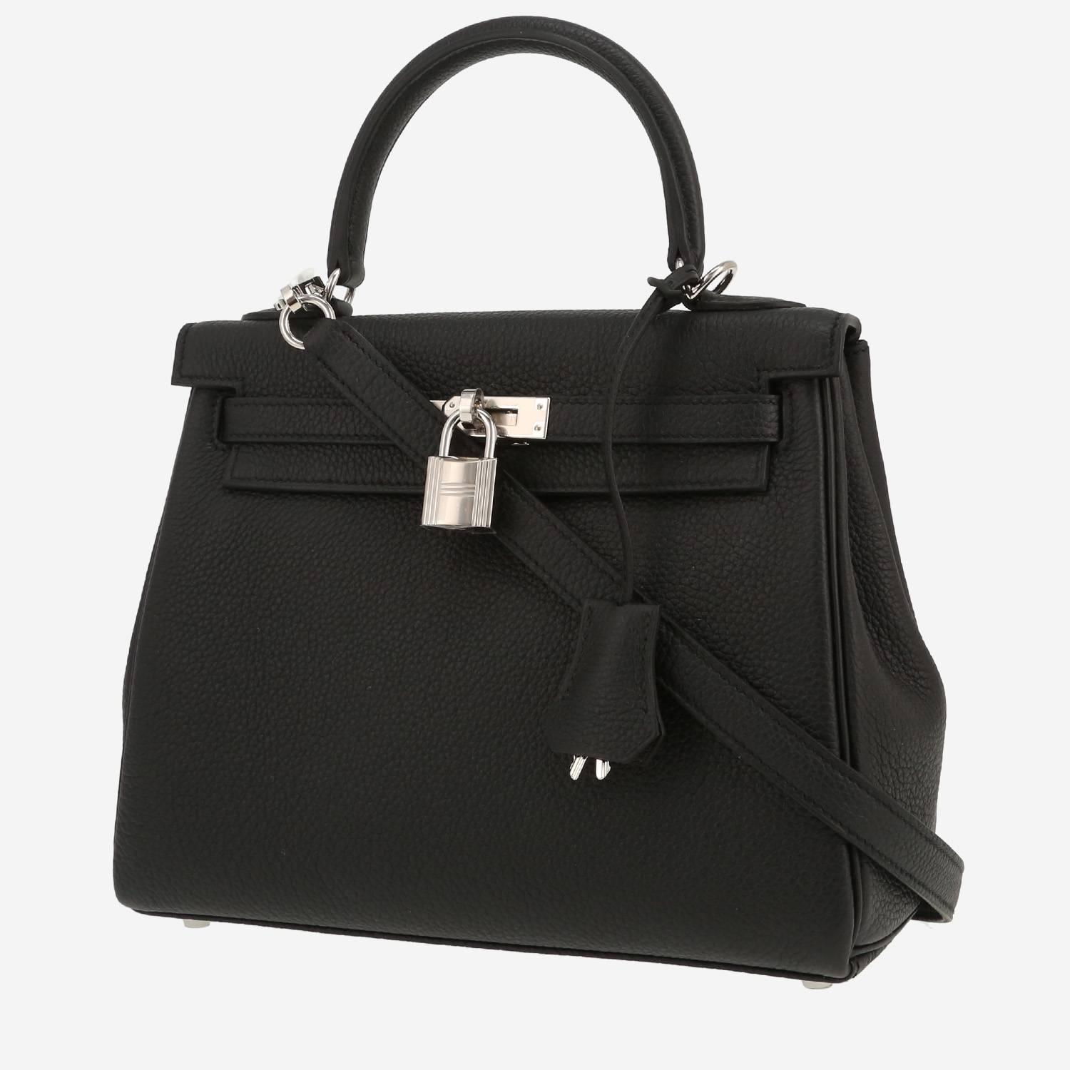 Hermès  Kelly 25 cm handbag  in black togo leather