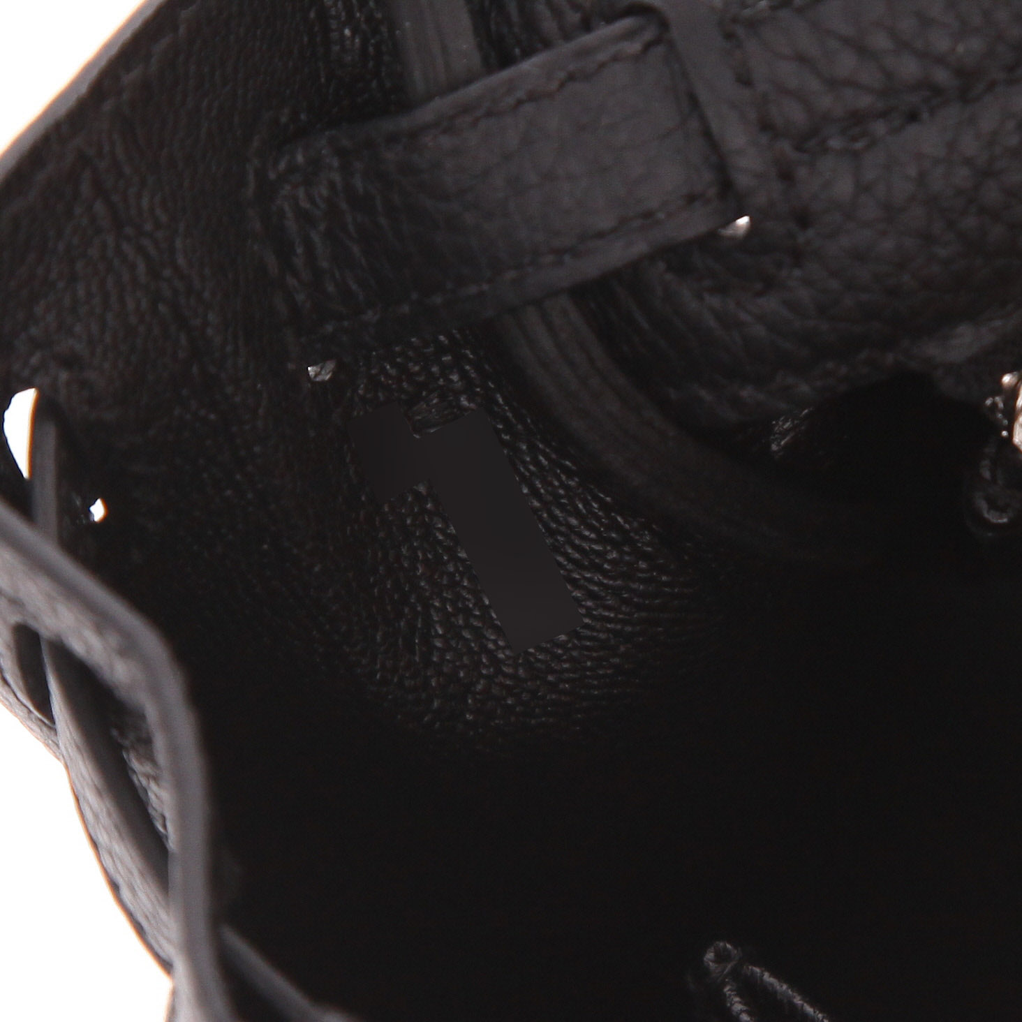 Hermès  Kelly 25 cm handbag  in black togo leather - Detail D4