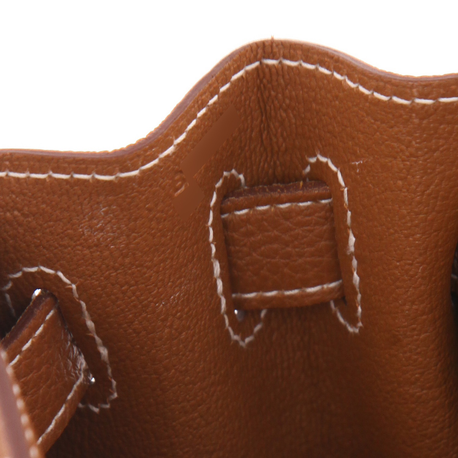 Bolso de mano Hermès  Kelly 32 cm en cuero togo color oro - Detail D4